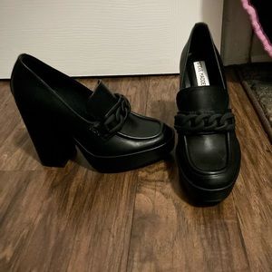 Steve Madden Heels (Black) - Size 6